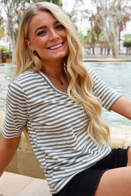 ULLA SS VNECK TSHIRT - PALE PEACH