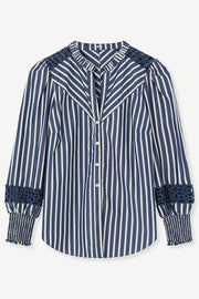 Carmen, shirt with lace | Blue Nights | Skjorte fra Gustav