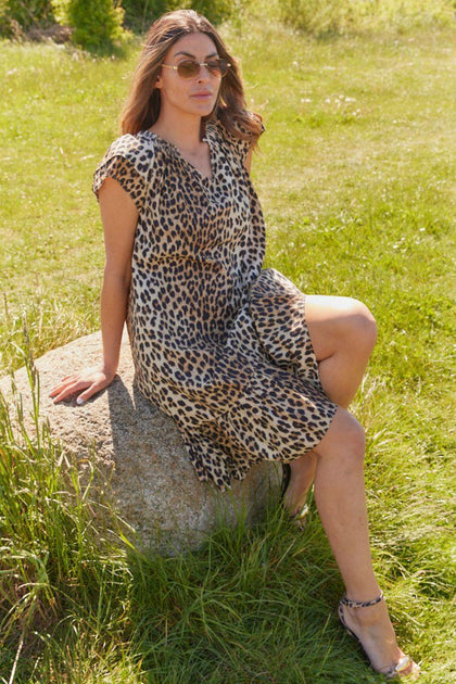 CO' COUTURE Micha Sunrise Crop Dress Bisquit
