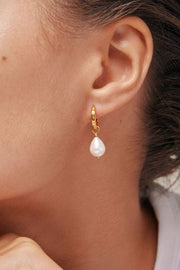 Significant Pearl | Pearls | Earrings fra Enamel