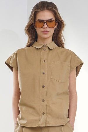 Evelyncc Slit Back Ss Shirt | Sand | Skjorte fra Co'couture