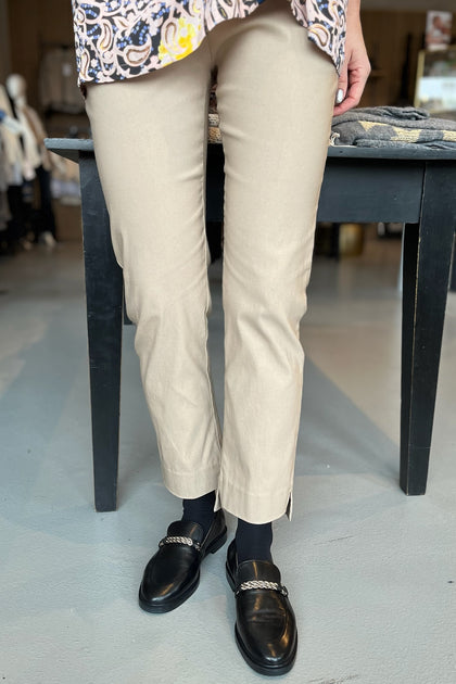 Josie Slim Pant | Sand | Bukser Fra Black Colour