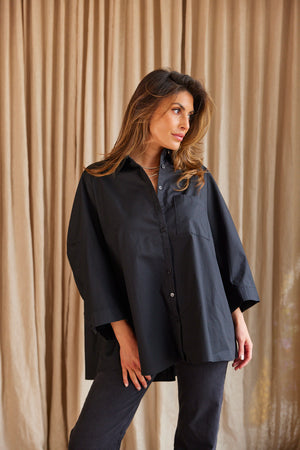 Polly Cotton Shirt | Black | Skjorte fra Atelier C