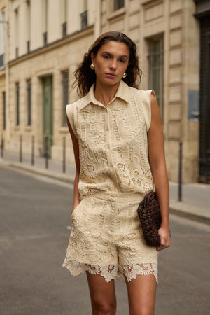 Lila Lace Blouse | Beige
