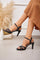 Sandalen mit glänzender Zehenpartie | Schwarz | Heels von Lazy Bear
