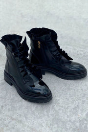 Pretty | Black Patent | Støvle fra Copenhagen Shoes