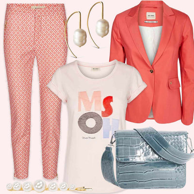 Look of the day | Coral & Pearls