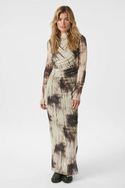 Onessa Faded Mesh Dress | Dusty Brown | Kjole fra Neo Noir
