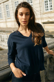 Tani V-neck Knit | Salute Navy | Strik fra Mos Mosh