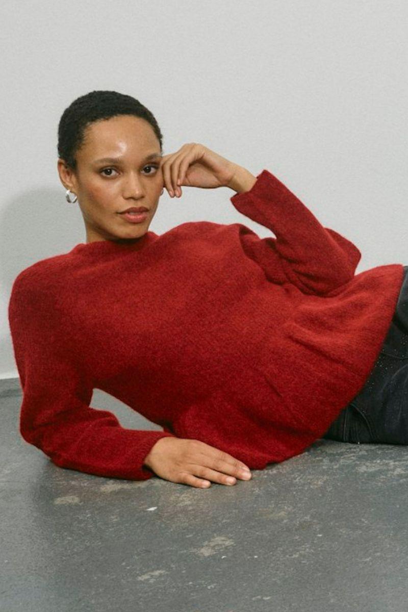 Mos Mosh Strik | Rhythmic Red | MMThora O-Neck Frill Knit – Lisen.dk