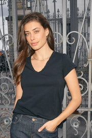 Arden Organic V-SS Tee  | Black | T-Shirt fra Mos Mosh