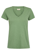 Arden Organic V-SS Tee | Turf Green | T-shirt fra Mos Mosh