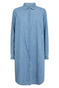 Mattie Flip Denim Dress | Mid Blue | Kjole fra Mos Mosh