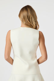 Sway Smooth Knit Waistcoat | Off White | Strik fra Neo Noir