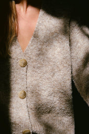 Lavanda Boucle Knit Cardigan | Dark Sand | Strik fra Neo Noir