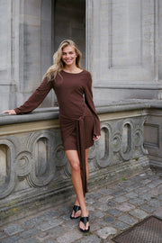 Cici Knit Dress | Brown | Kjole fra Neo Noir