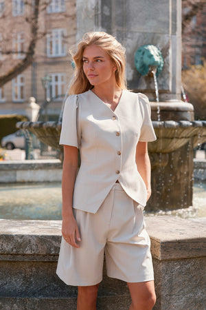 Jules Structure Blouse | Creme | Bluse fra Neo Noir