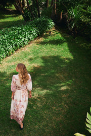 Silfi Flower Print Dress | Rose | Kjole fra Neo Noir