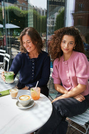 Elowen Knit Blouse | Navy | Strik fra Neo Noir