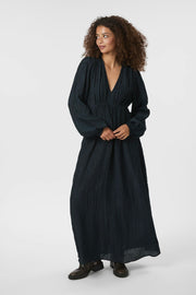 Silfi Crepe Dress | Navy | Kjole fra Neo Noir