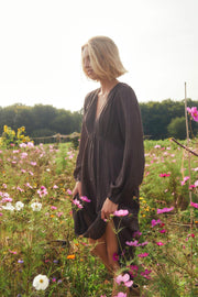 Silfi Crepe Dress | Dark Brown | Kjole fra Neo Noir