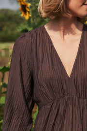 Silfi Crepe Dress | Dark Brown | Kjole fra Neo Noir