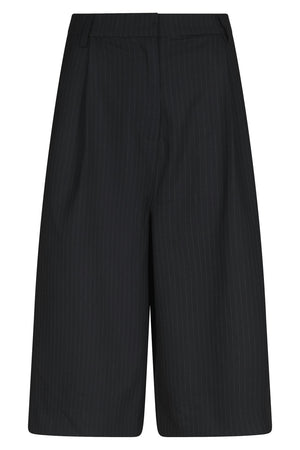 Rima Slim Pinstripe Shorts | Dark Navy | Shorts fra Neo Noir