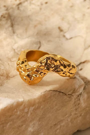 Hammered Wave Ring | Ring fra Birdsong