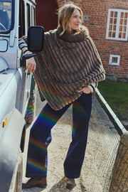 Kokan Cape 206734 | Desert Taupe W. Morel | Jakke fra Freequent