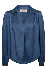 Aldo Monogram Blouse | Ensign Blue | Bluse fra Mos Mosh