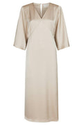 Remara Heavy Sateen Dress | Champagne | Kjole fra Neo Noir