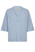 Taci 3/4 V-Neck Knit | Cashmere Blue | Strik fra Mos Mosh – nedsat