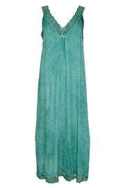Beate Long Lace Dress | Green | Kjole fra Black Colour