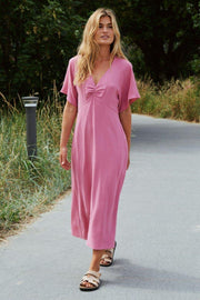 Mireille Crepe Solid Dress | Evening Rose | Kjole fra Neo Noir