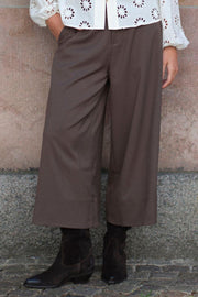 Lia Pants 2828 | Brown | Pants fra Prepair