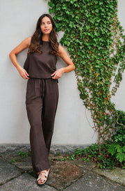 Svetlana Linen Top | Dark Brown | Bluse fra Neo Noir