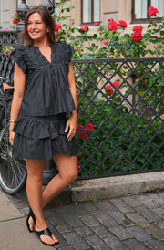 Jayla Denim Top | Black | Bluse fra Neo Noir