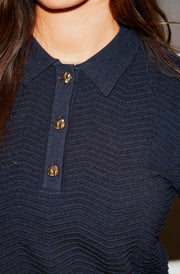Soko Wave Knit Tee | Midnight Blue | Strik fra Neo Noir