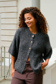 Benuta Fluffy Knit Cardigan | Antracit Melange | Strik fra Neo Noir