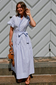 Nessie Stripe Dress | Kjole fra Neo Noir