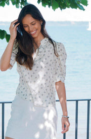 Roella Soft Fleur Blouse | Creme | Bluse fra Neo Noir