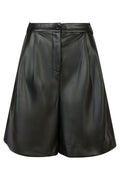 Nika Bermuda PU Shorts | Black | Shorts fra Neo Noir – nedsat