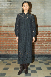 Lusille Ylette Dress | Black | Kjole fra Mos Mosh
