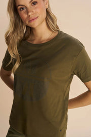 Vicci O-SS Stud Tee | Burnt Olive | T-shirt fra Mos Mosh
