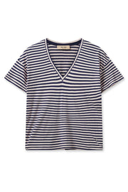 Jill V-SS Stripe Tee | Salute Navy | T-shirt fra Mos Mosh