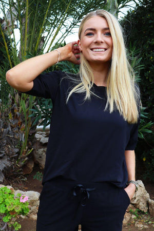 Alma T-Shirt | Schwarz | T-Shirt von Liberté Essentiel