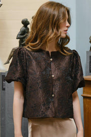 Aisa Brocade Blouse | Dark Brown | Bluse fra Neo Noir