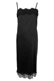 Evie Lace Strap Dress | Black | Kjole fra Black Colour