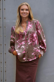 Charlotte Blouse 2856 | Green Brown | Bluse fra Prepair