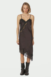 Sorelle Lace Dress | Dark Brown | Kjole fra Neo Noir